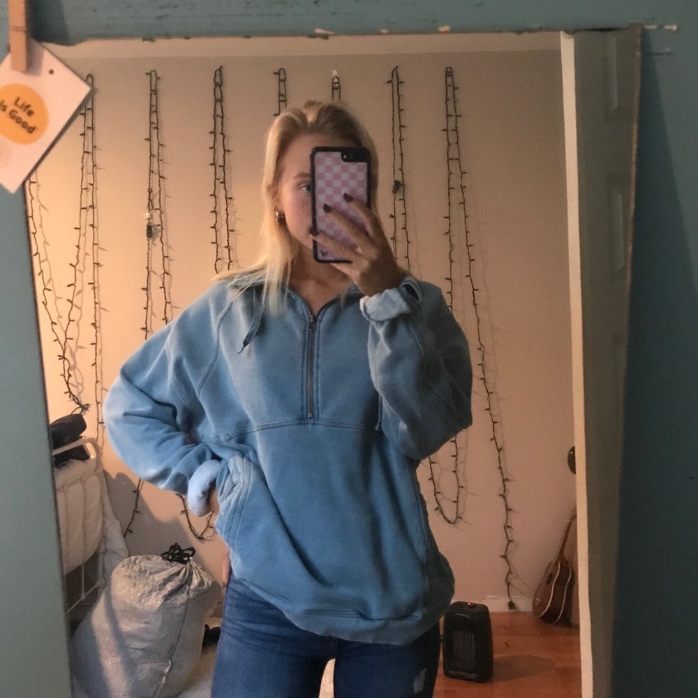 Urban Outfitters oversized pullover size s